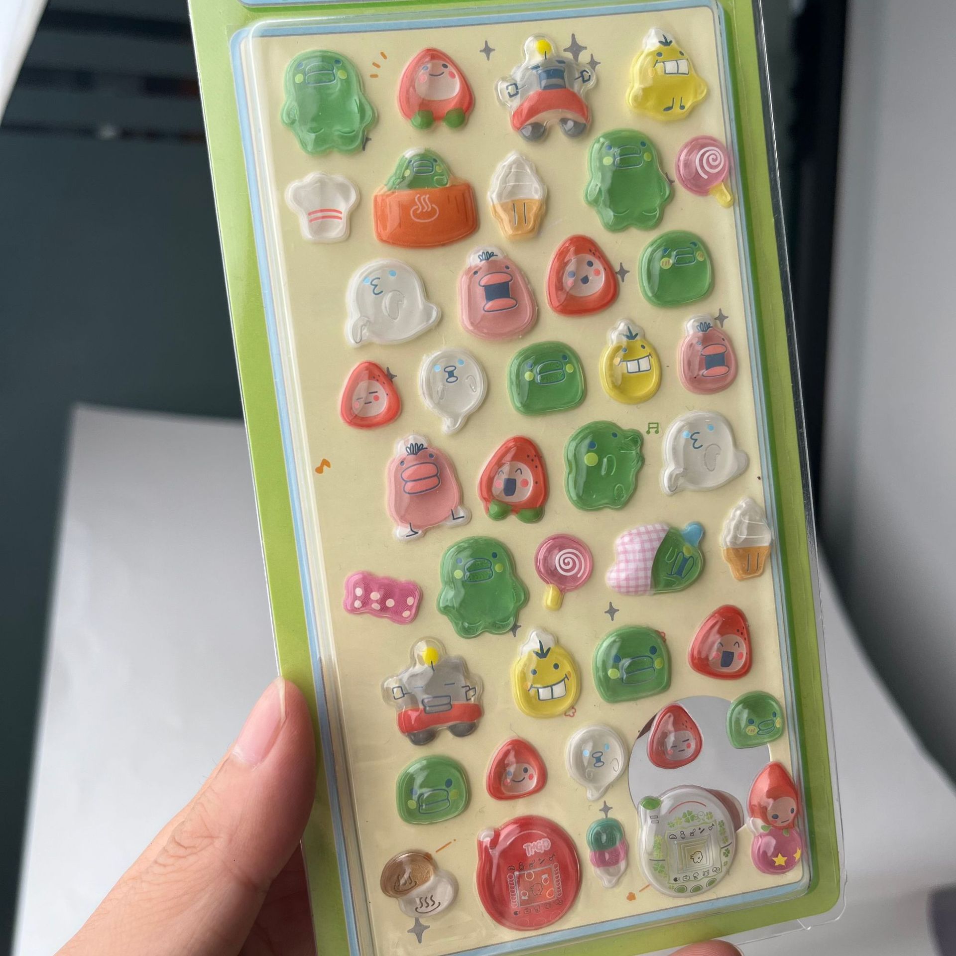 Adesivos 3D Fofos Tamagotchi:  - Tablet Cute Accessories avaliação e preço